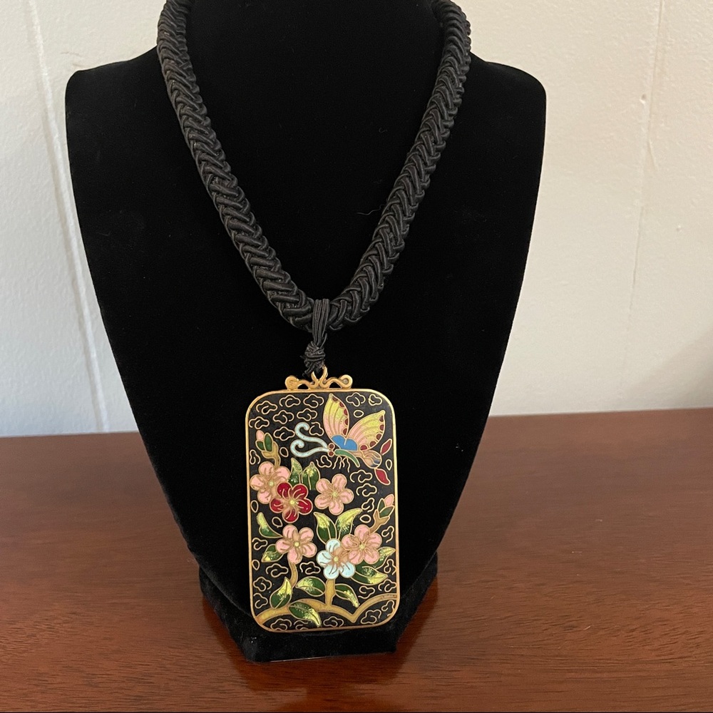 Les Bernard Cloisonné choker pendant. Vintage. Highly collectible!